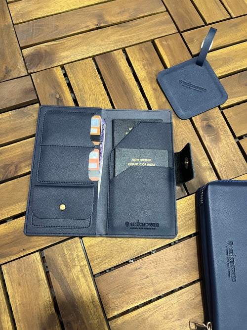 The Sovereign Travel Set