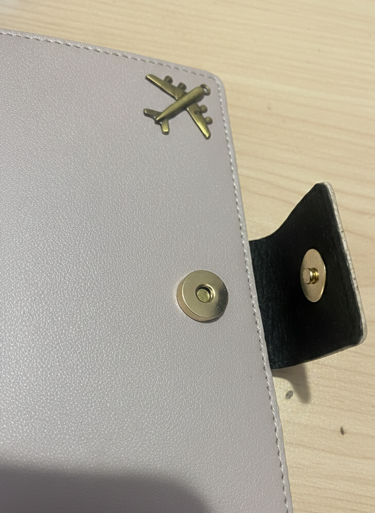 Effortless Journeys: Stoic Multi-Passport & Card Holder (Lavender)